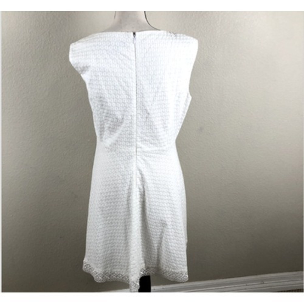 Tahari Arthur S Levine Lace Dress Womens 10P White Fit and Flare Feminine Casual - Picture 11 of 16